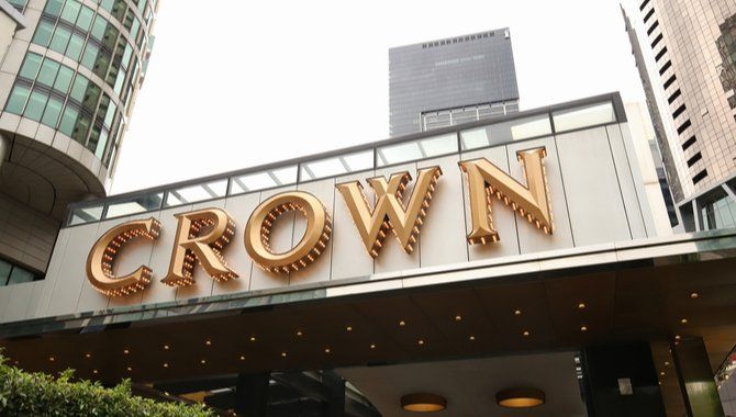 Crown announces  2 32bn offer from Oaktree for CPH shares