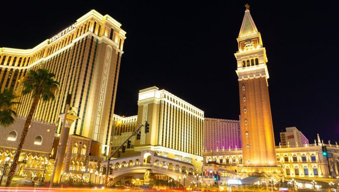 Las Vegas Sands completes  6 25bn sale of The Venetian Resort