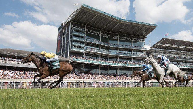 Sky Bet and York Racecourse extend partnership